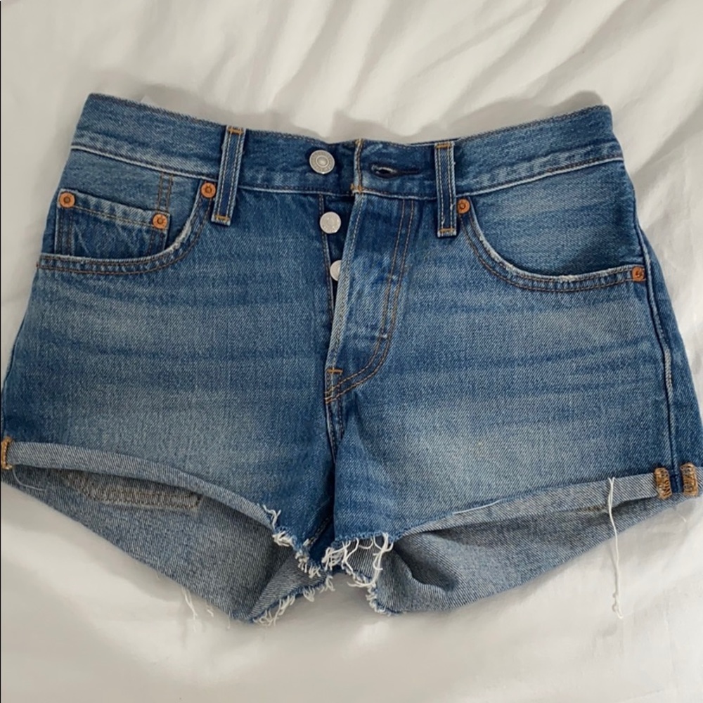 Levi’s denim shorts
